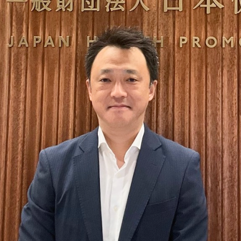 人物画像：次長 庄本 信孝 様